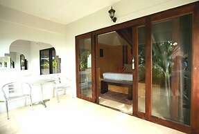 Asia Blue Beach Hostel Hacienda