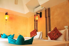 Asia Blue Beach Hostel Hacienda