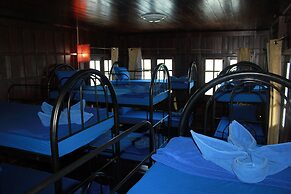 Asia Blue Beach Hostel Hacienda