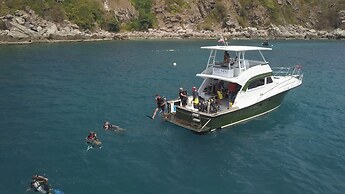 Asia Blue Beach Hostel Hacienda