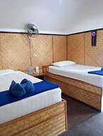 Asia Blue Beach Hostel Hacienda