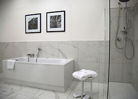 Stelle Hotel The Businest