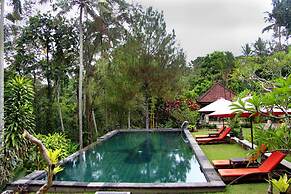 Suara Air Luxury Villa Ubud