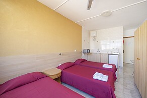 Alborada Aparthotel