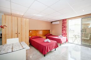 Alborada Aparthotel
