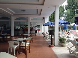 Belair Beach Hotel