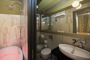 Torre Argentina Relais