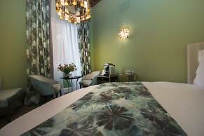 Torre Argentina Relais