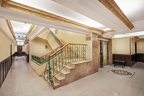 Holidays Express Hotel