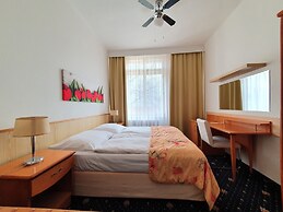 Pension Jana - Domov Mládeže