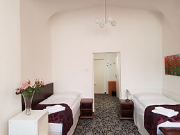 Pension Jana - Domov Mládeže