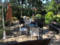 Pension Jana - Domov Mládeže