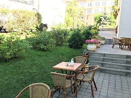 Pension Jana - Domov Mládeže