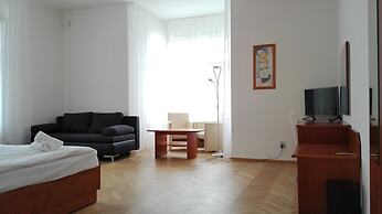 Pension Jana - Domov Mládeže