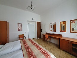 Pension Jana - Domov Mládeže