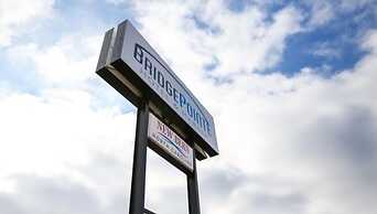 BridgePointe Hotel & Marina