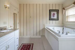 The Inn at Thorn Hill & Spa