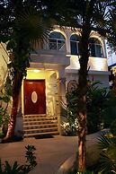 Tropical Casablanca Party Zone