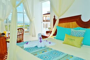 Corales Suites