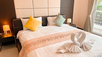 Hidden Palm Pool Villas