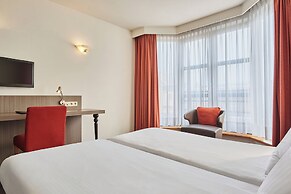 Theater Hotel
