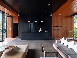 Sunshine Paradise Resort