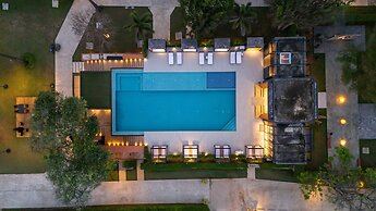 Sunshine Paradise Resort