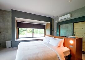 Sunshine Paradise Resort