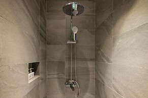 Sunshine Paradise Resort