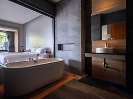 Sunshine Paradise Resort