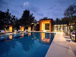 Sunshine Paradise Resort