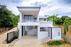 Sunshine Paradise Resort