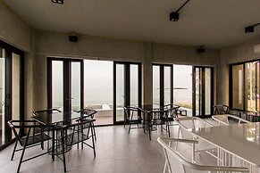 Sunshine Paradise Resort