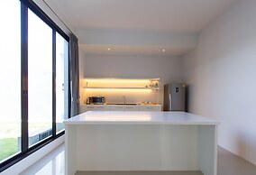 Sunshine Paradise Resort