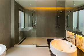 Sunshine Paradise Resort