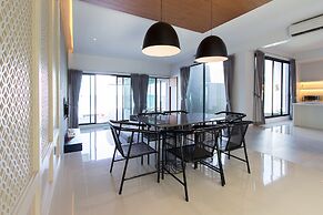 Sunshine Paradise Resort