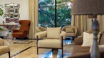 The Country Lodge Hotel