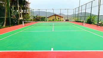 The Country Lodge Hotel