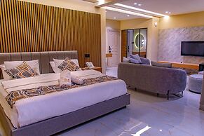 The Country Lodge Hotel