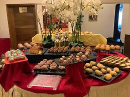 The Country Lodge Hotel