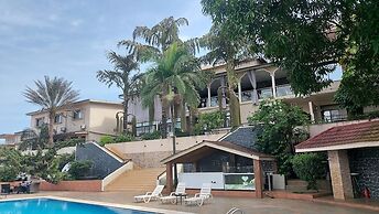 The Country Lodge Hotel