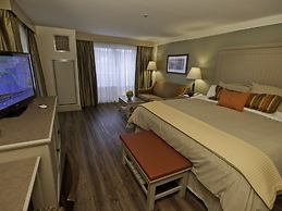 1000 Islands Harbor Hotel