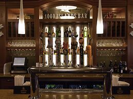 1000 Islands Harbor Hotel