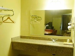 Rainbow Inn - Near Adventure City