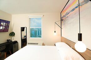 The Tryst Beachfront Hotel