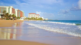 The Tryst Beachfront Hotel