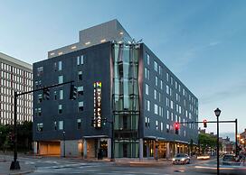 Hyatt Place Portland Downtown - Old Port Square