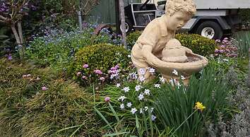 Lake Hamilton Motor Village & Caravan Park