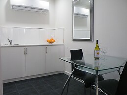 Hamilton Lonsdale Motel