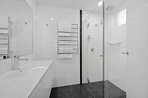 Hamilton Lonsdale Motel